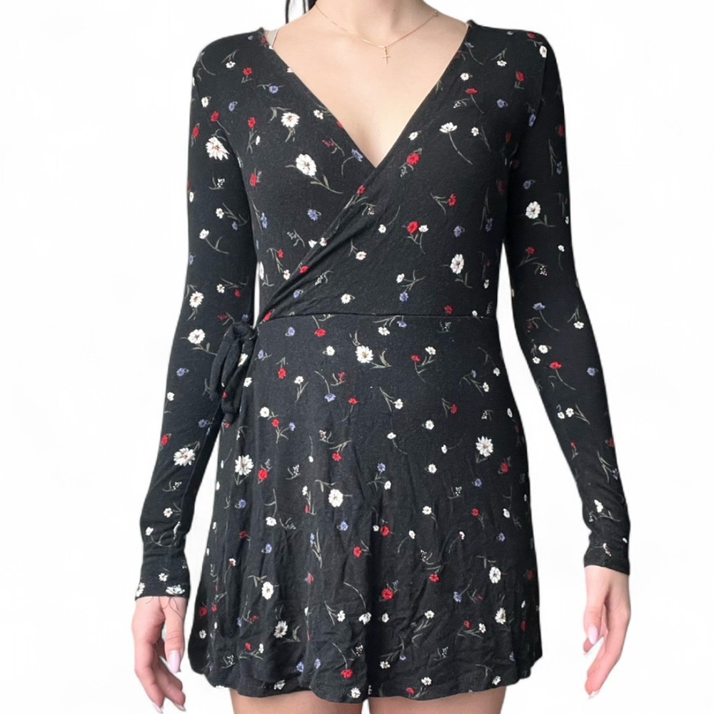 Garage Black Floral Long Sleeve Dress